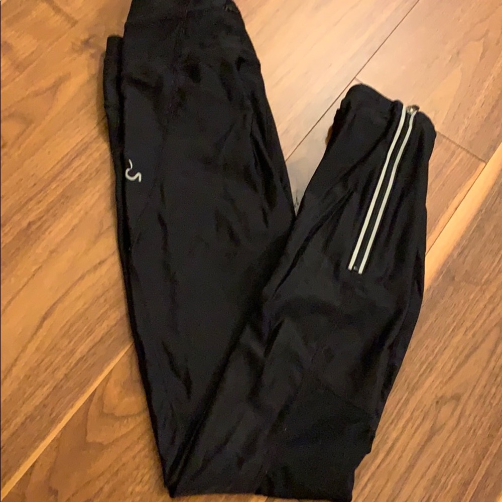 Gap fit G fast running leggings